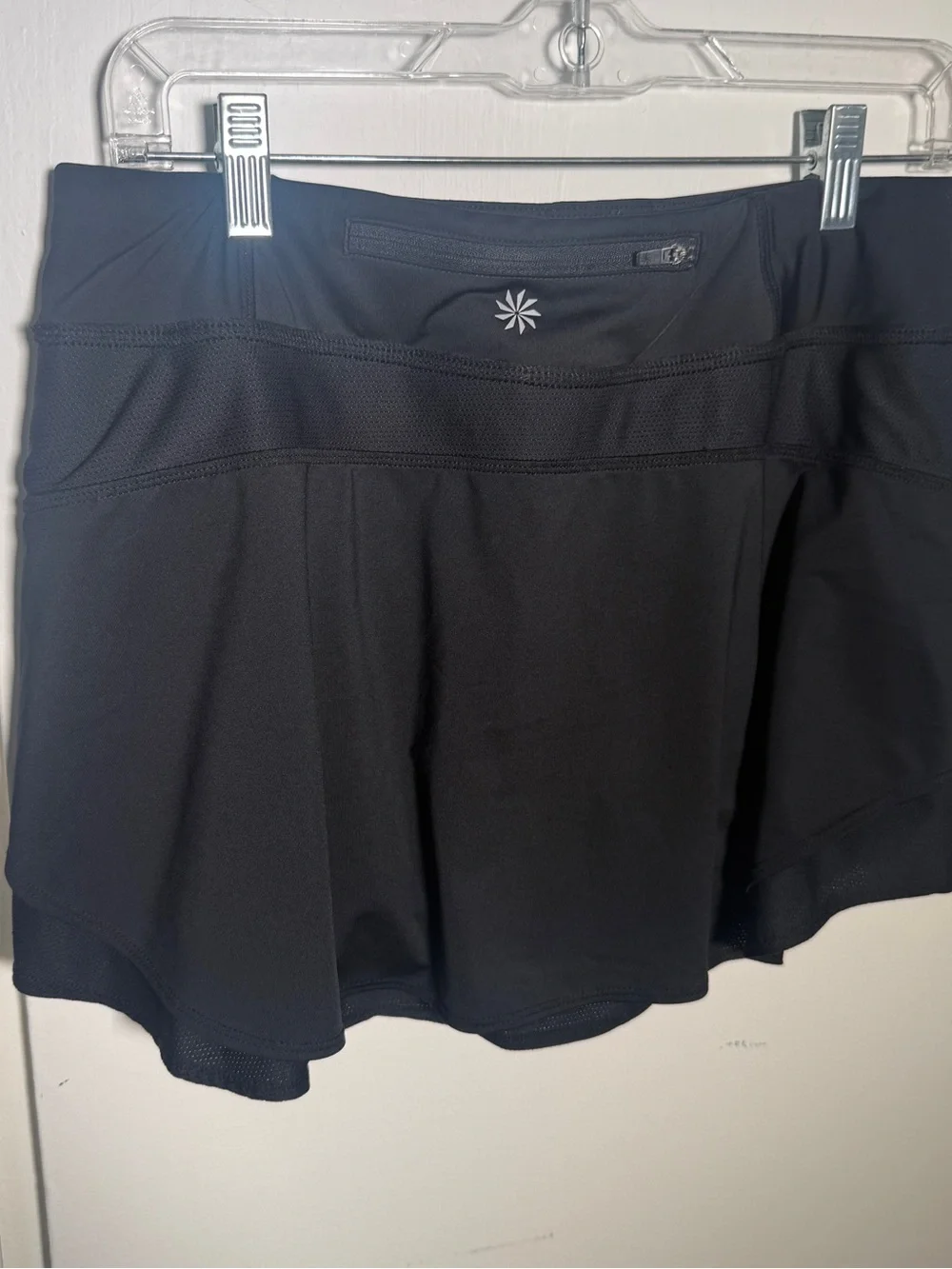 Athleta Black Women's Active Skort - Classic Performance Skorts Medium